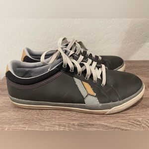 Sketchers men foam shoe size 11